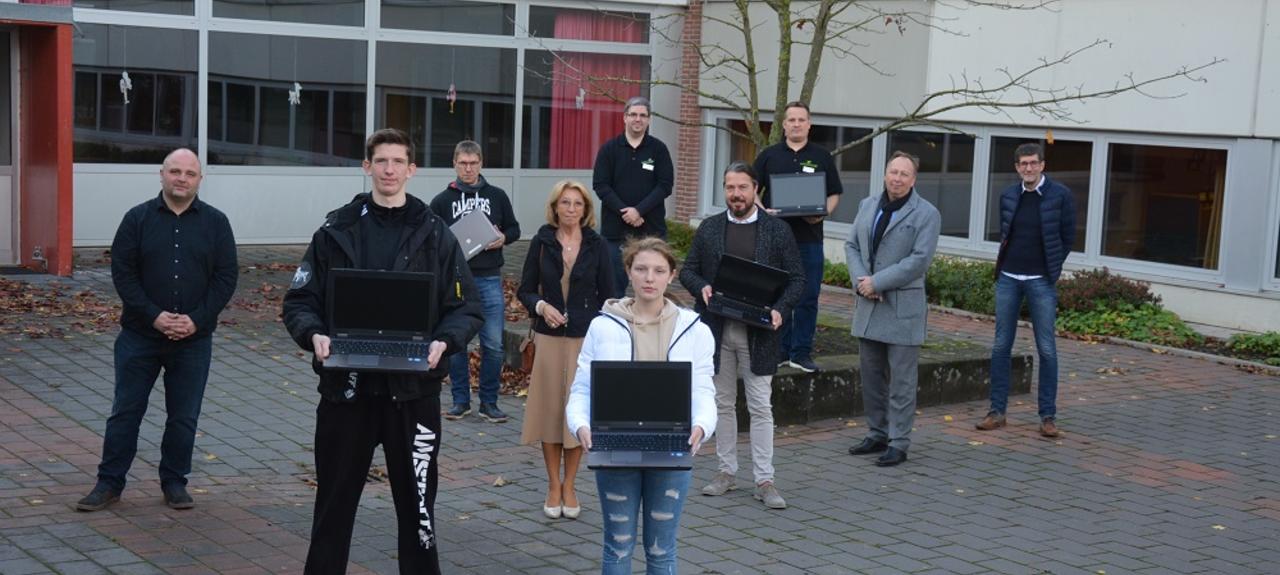 Laptopübergabe Alexanderschule